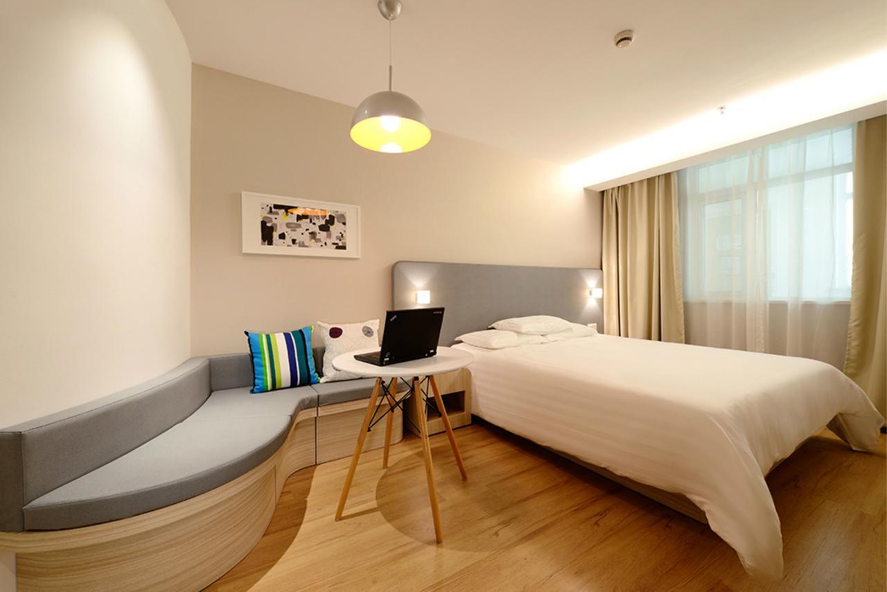 Hanting Chuansha East Gaoke Road 2*