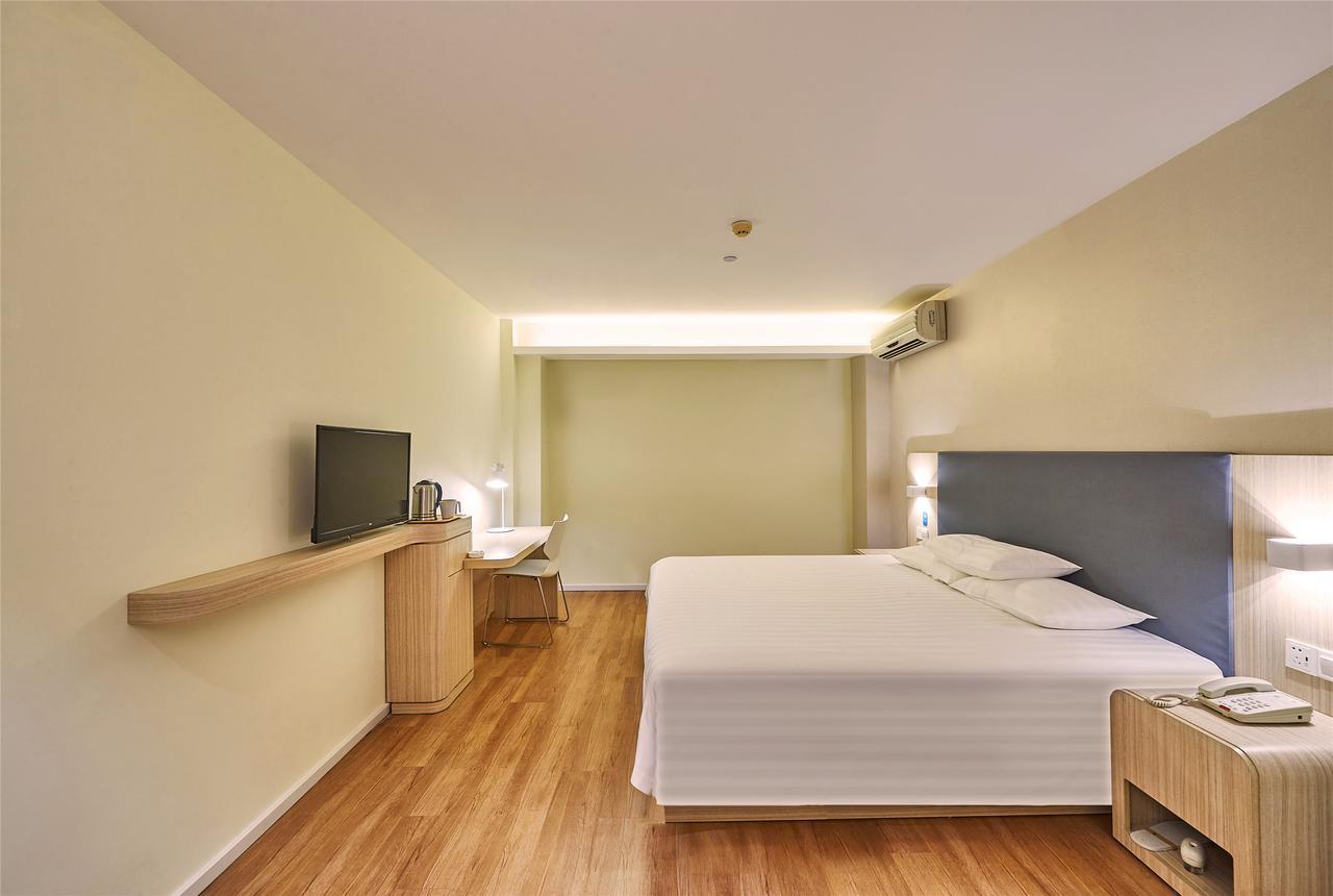 Hanting Chuansha East Gaoke Road 2*