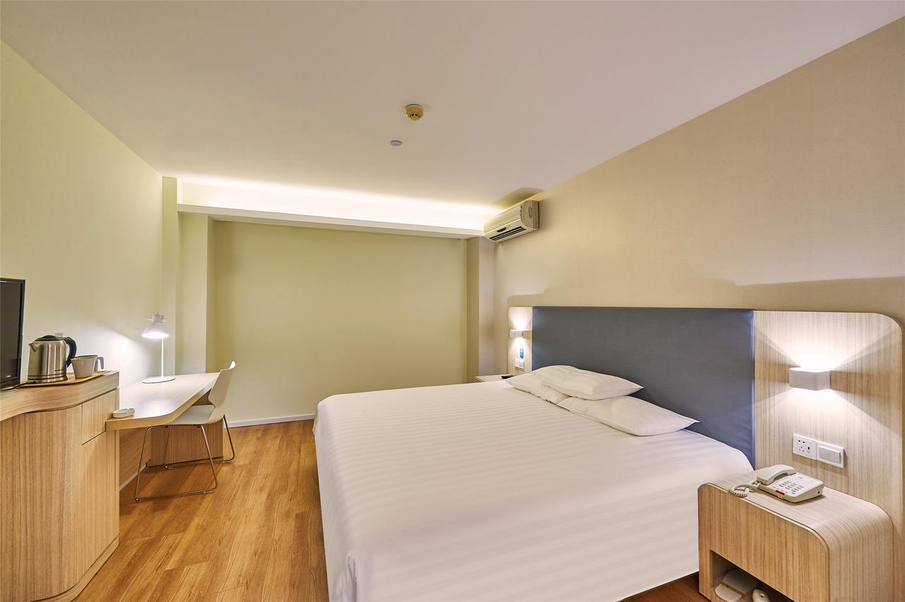 Hanting Chuansha East Gaoke Road