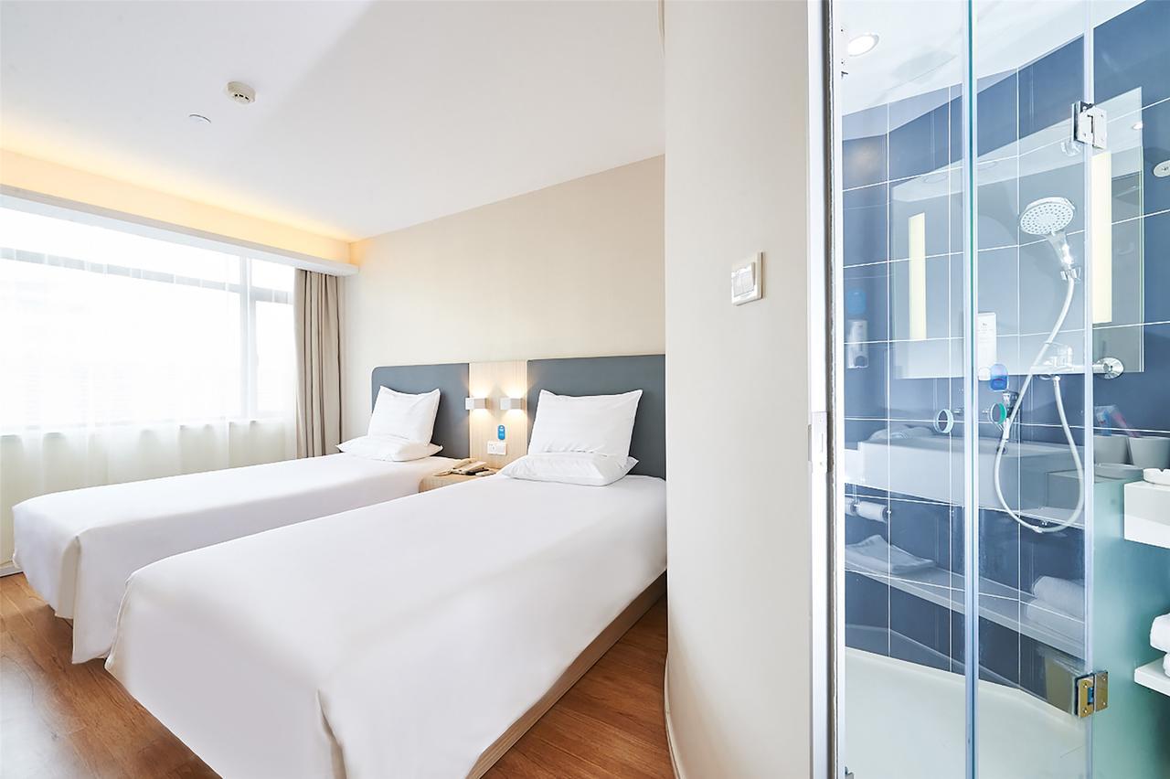 Hotel Hanting Chuansha East Gaoke Road 2*